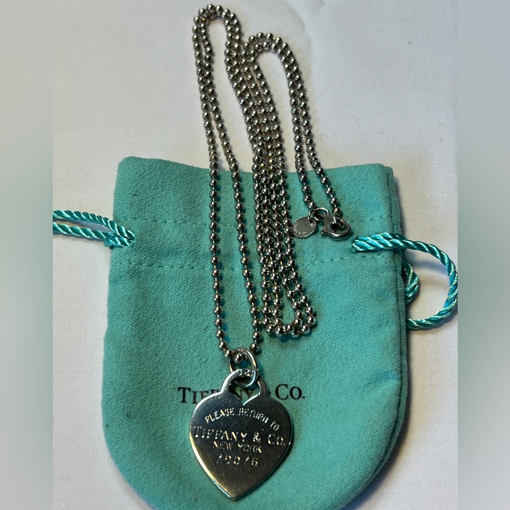 Tiffany & Co. Return to Tiffany Heart Dog Tag Necklace 34" - Picture 4 of 7